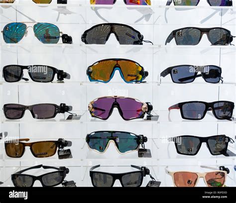 all oakley sunglasses models.